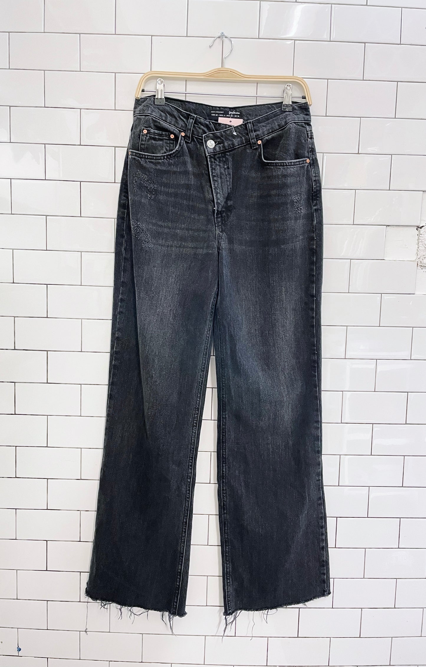 stradivarius new straight crossover jeans