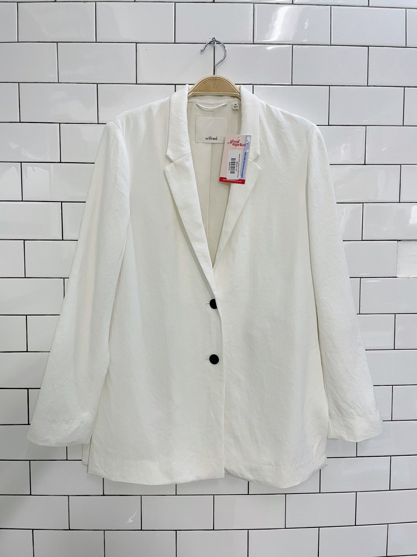 wilfred white crepe two button blazer