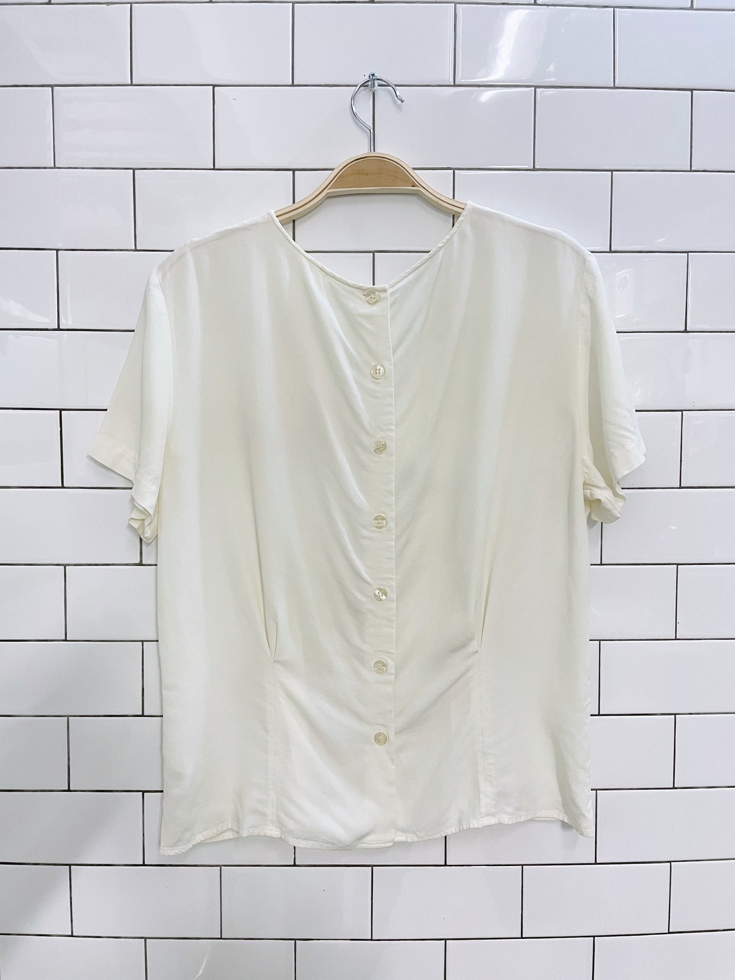 vintage liz claiborne button back pinch blouse