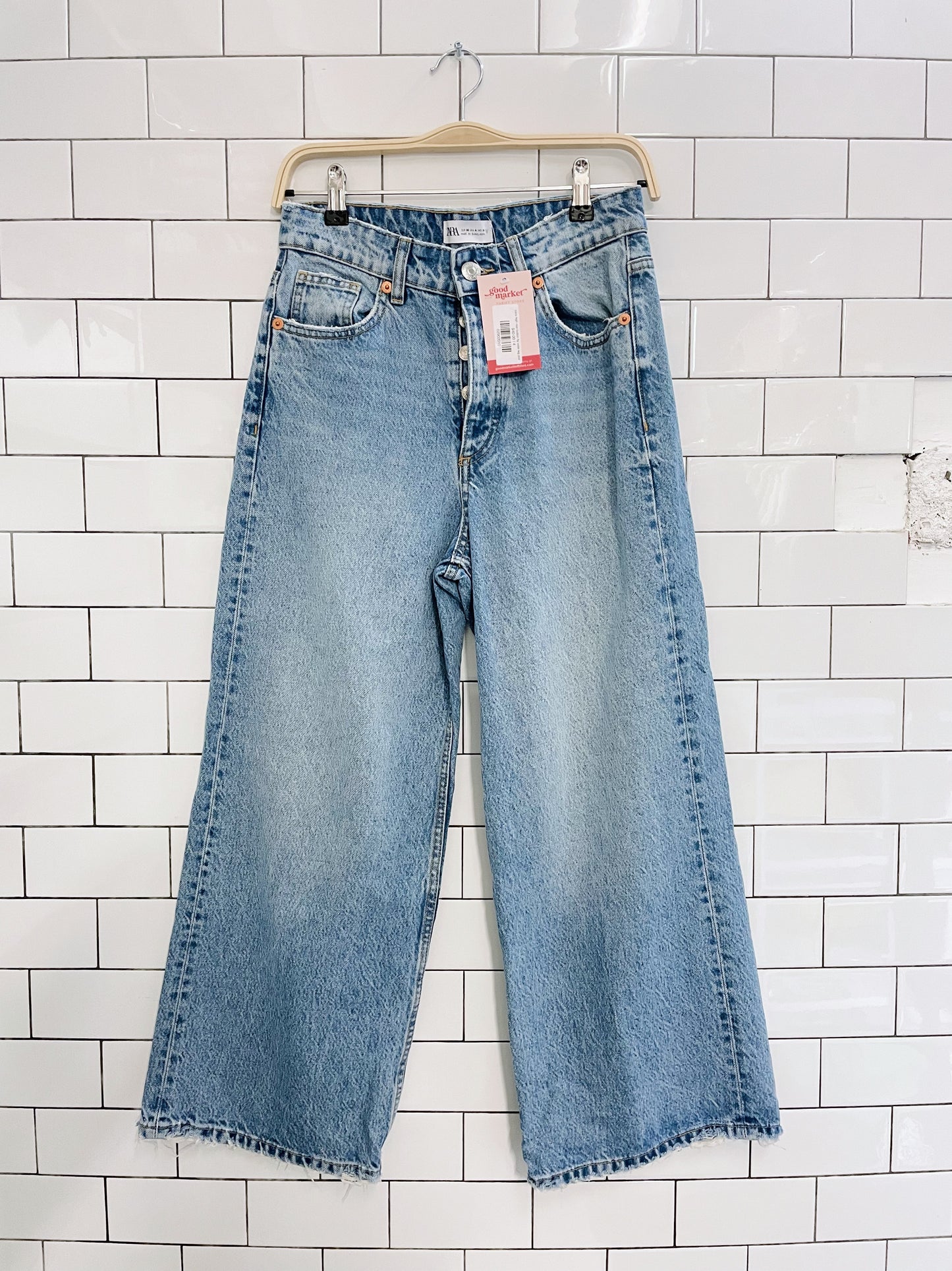 zara high rise button fly wide leg jeans