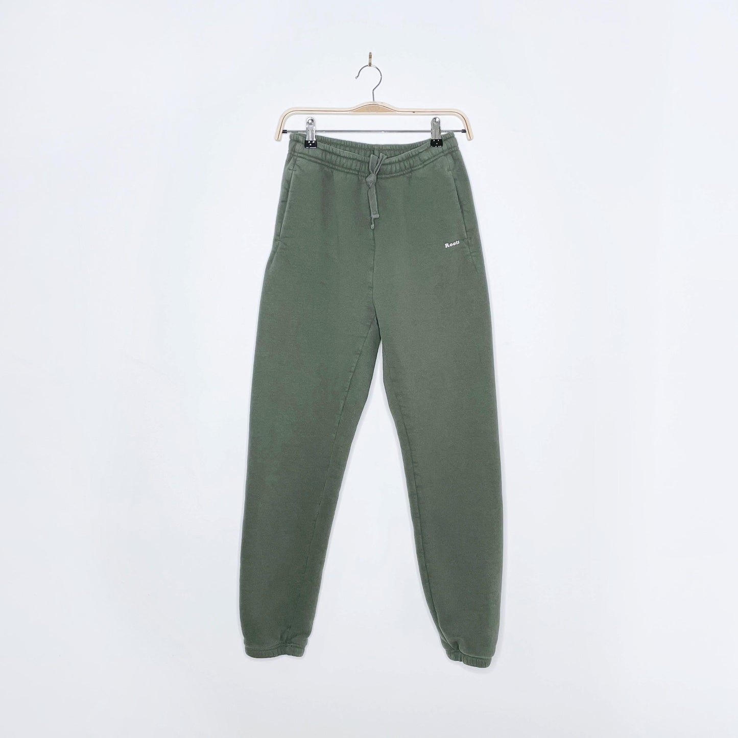 roots 2022 cloud sage green sweatpants