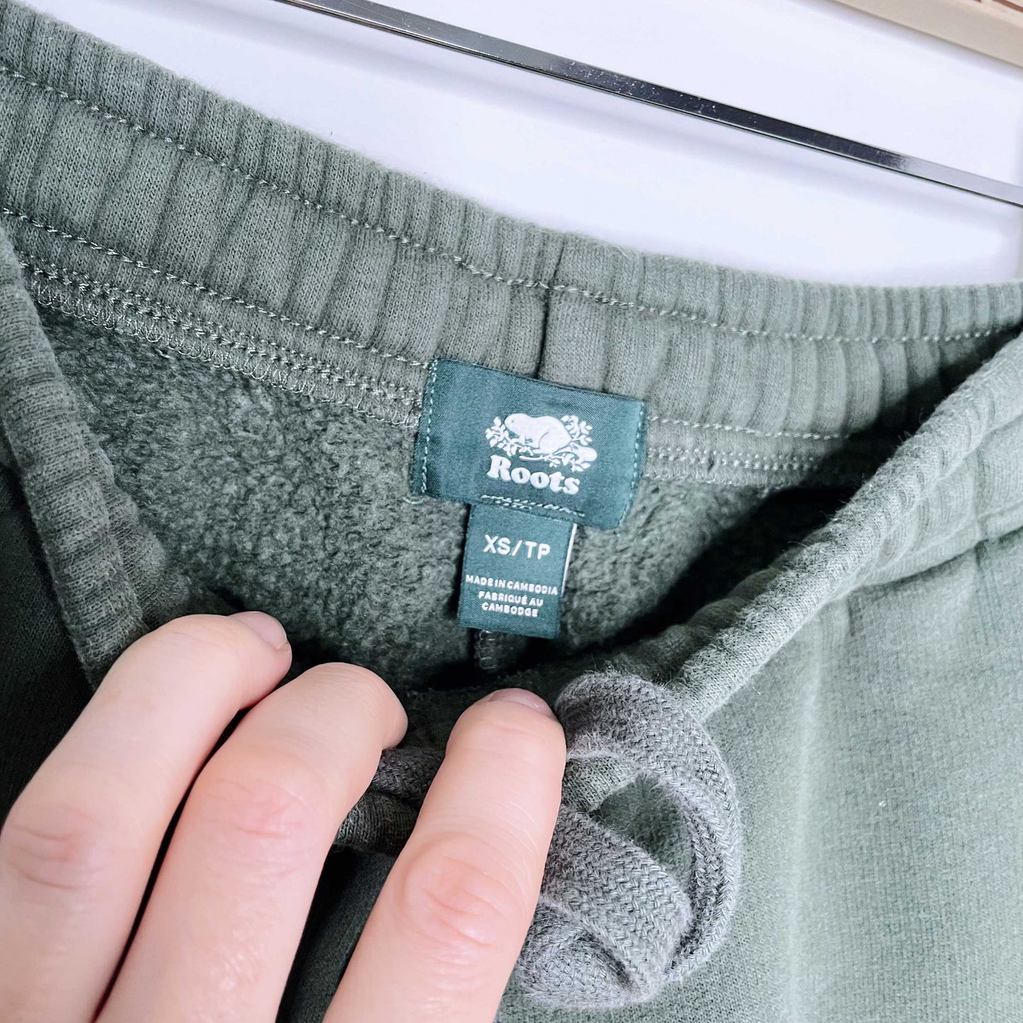 roots 2022 cloud sage green sweatpants