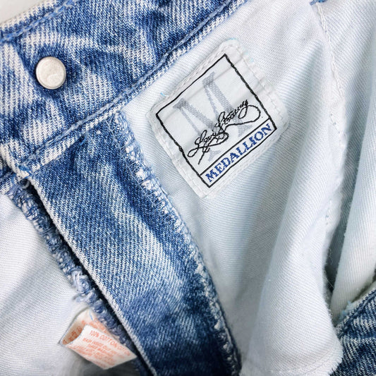 vintage 90s levi's medallion white tab pleated jeans