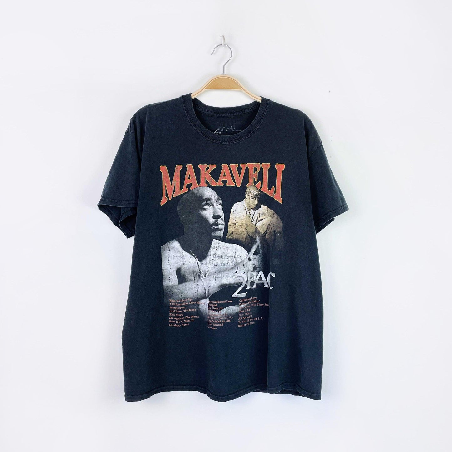 bravado tupac makaveli 2019 graphic tee