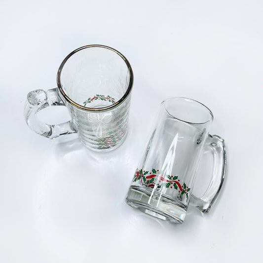 x2 gold rimmed holiday ivy mugs