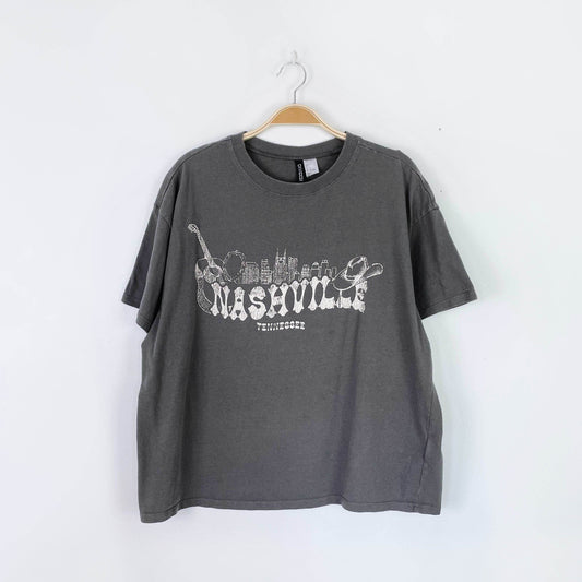 h&m nashville graphic tee