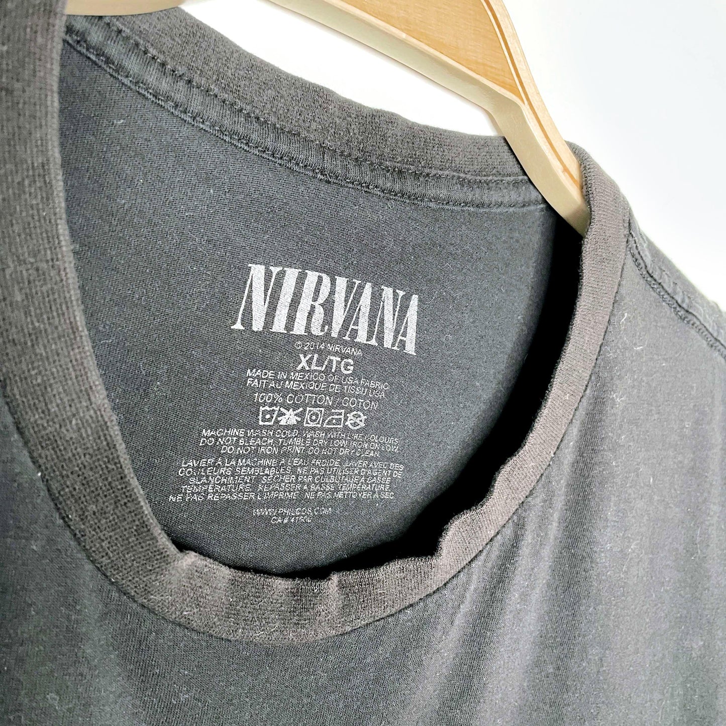 nirvana 2014 nevermind smiley tee