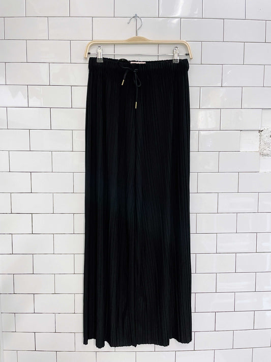 black crinkle pull on wide leg palazzo pants