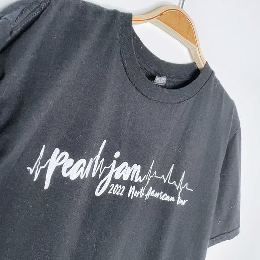 pearl jam 2022 north american tour tee