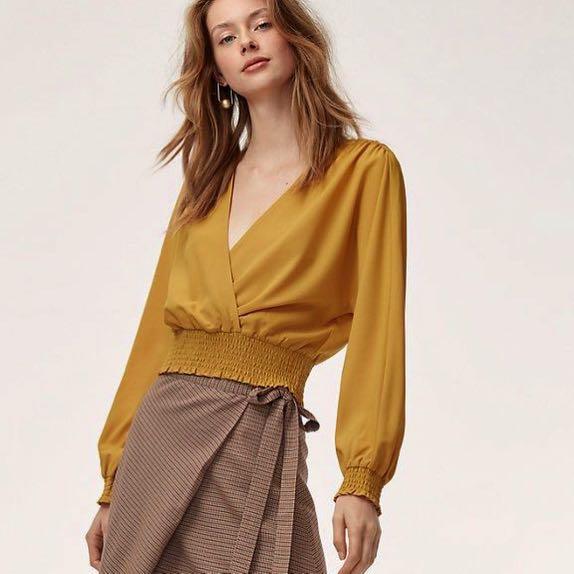 nwt wilfred reign blouse in cairo gold