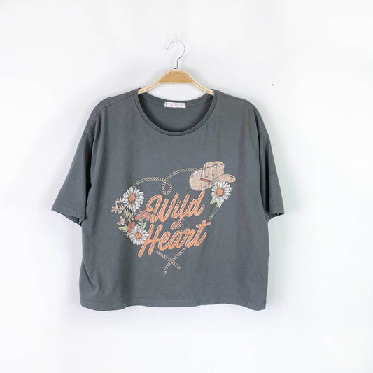 rose + wine wild at heart tee