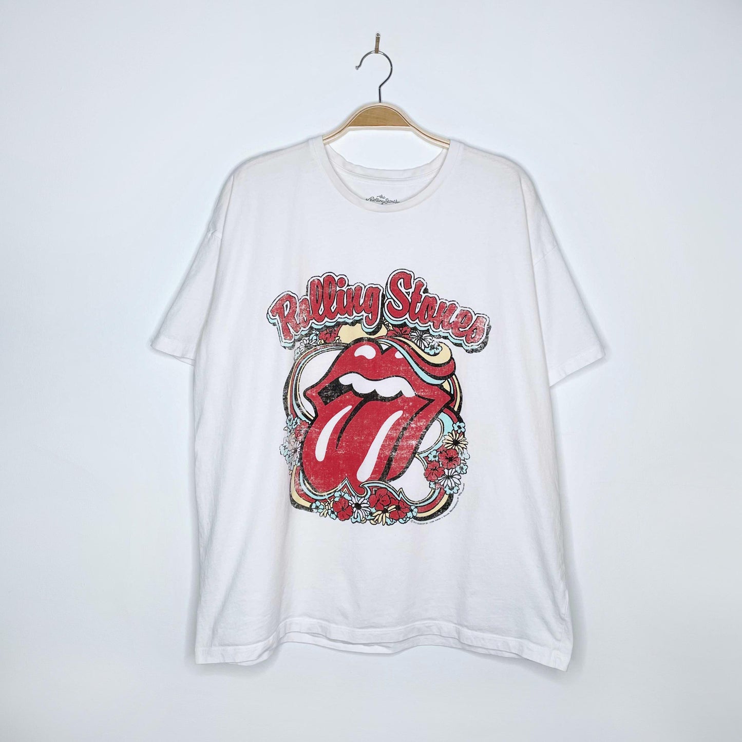 the rolling stones 2022 bravado graphic tee