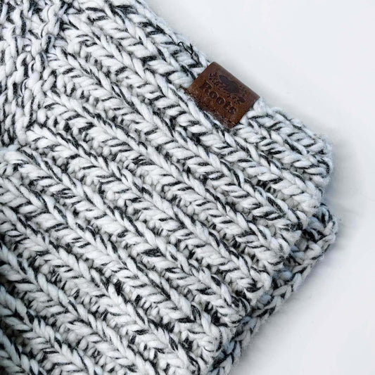 roots cable knit scarf