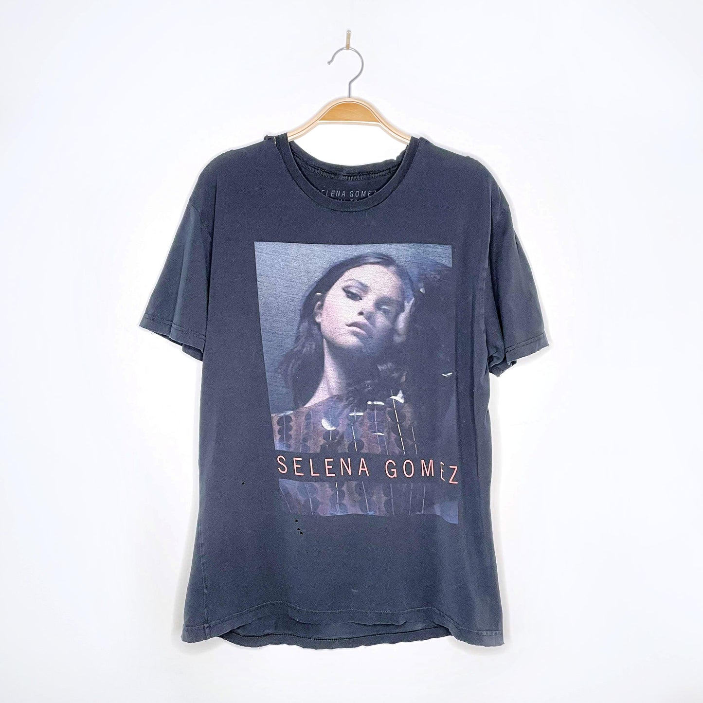 selena gomez 2016 revival tour tee