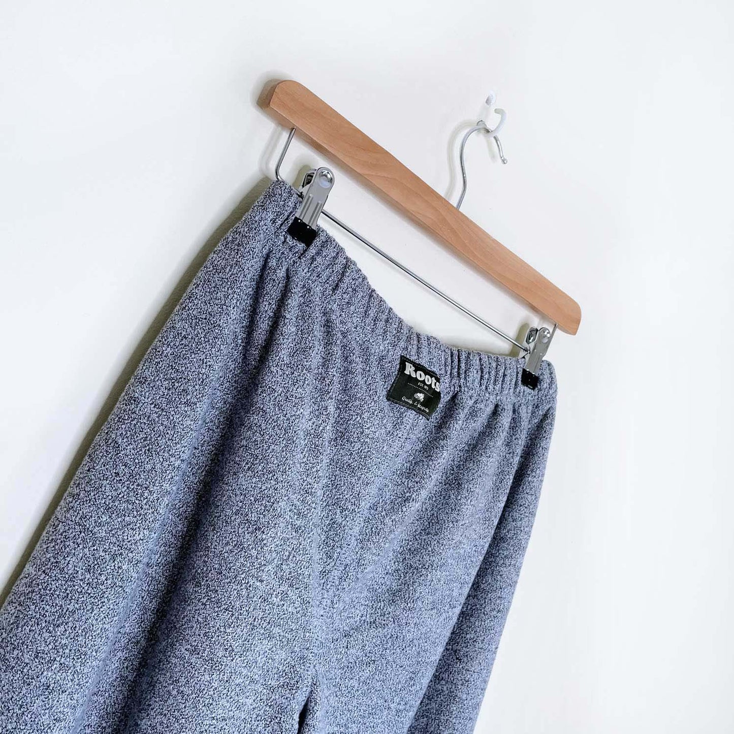 roots original gender free salt & pepper sweatpant - size small