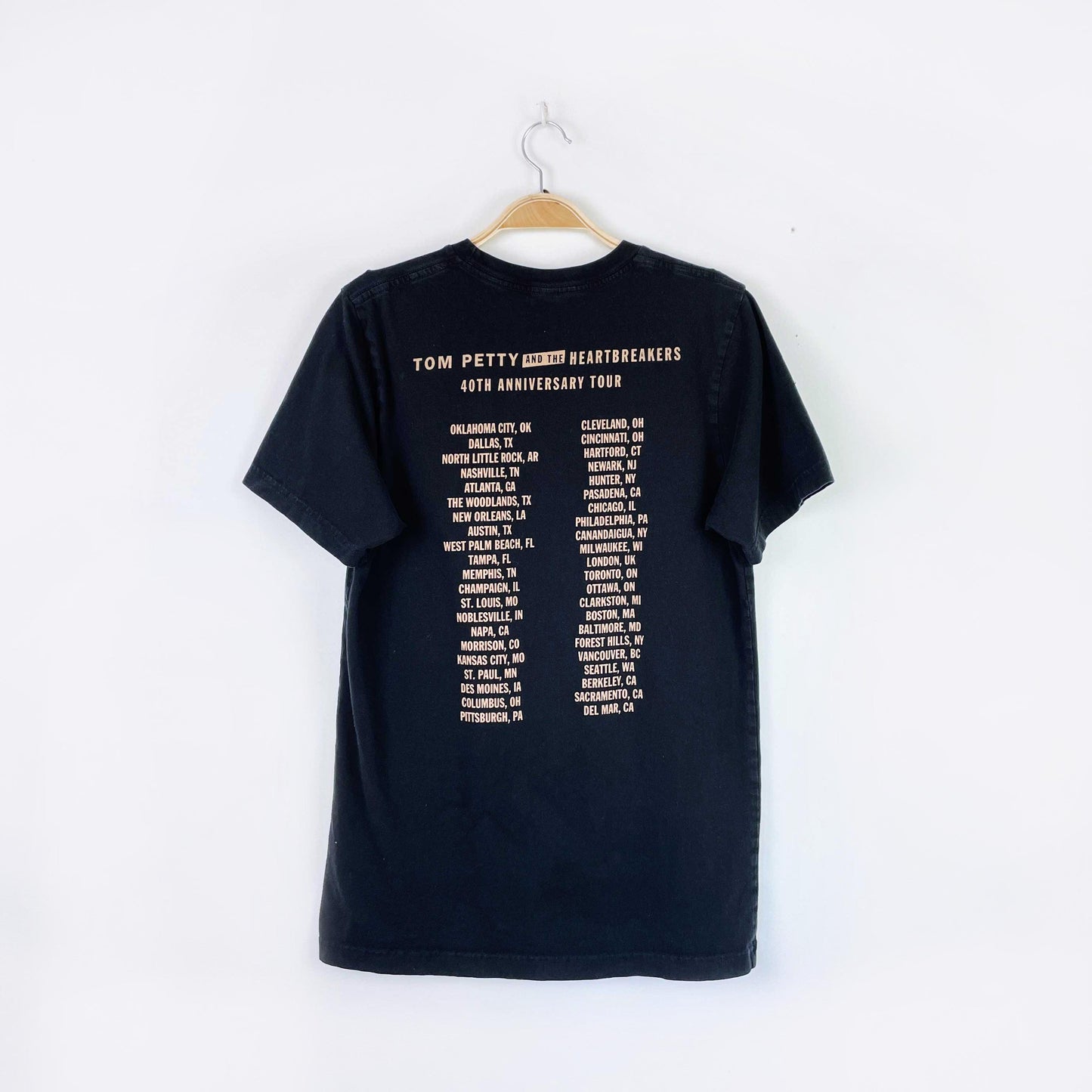 tom petty + the heartbreakers 40th tee