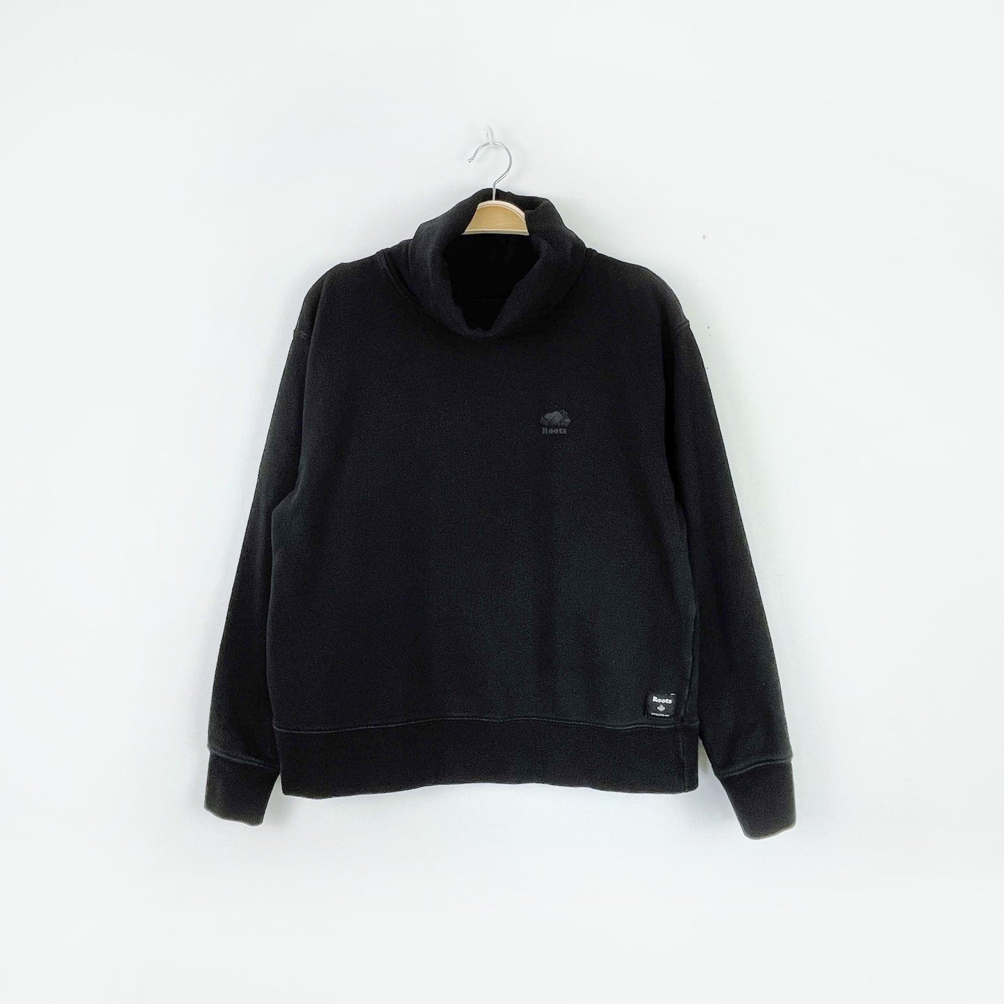 roots 2019 pullover turtleneck sweatshirt