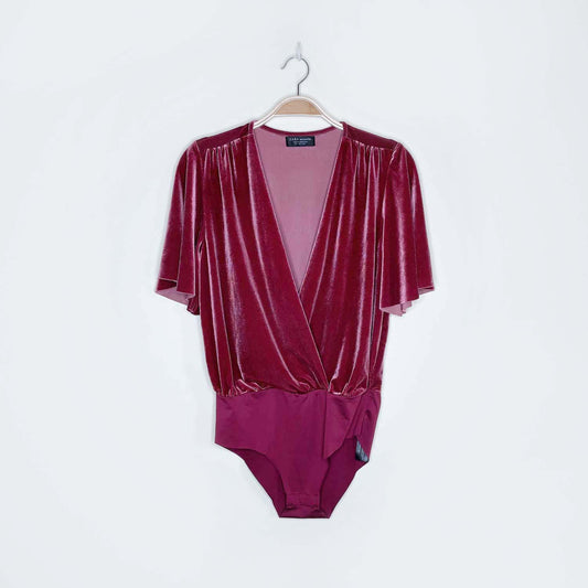 zara velvet flutter sleeve wrap bodysuit - size small