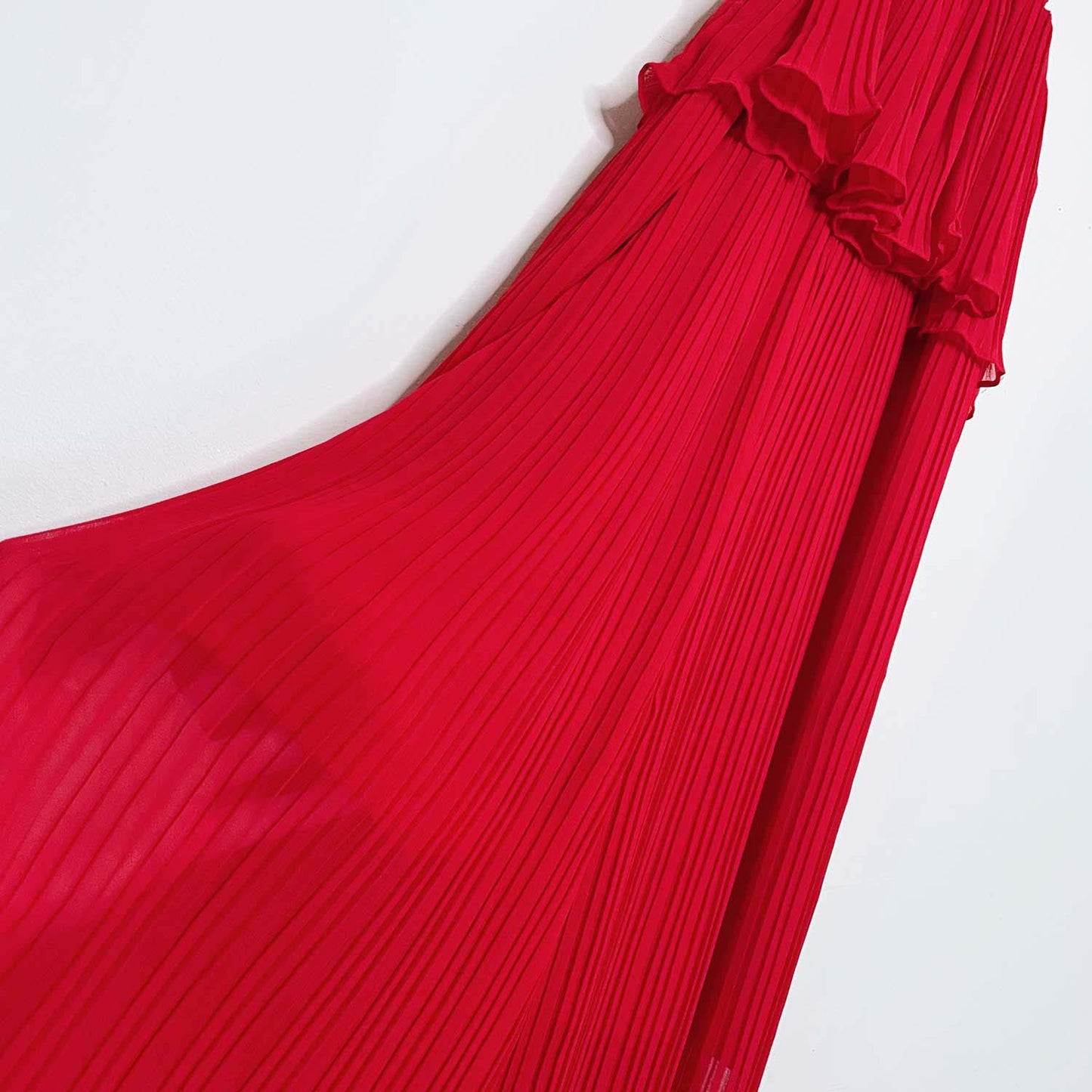 zara holiday red pleated wide leg jumpsuit - size small