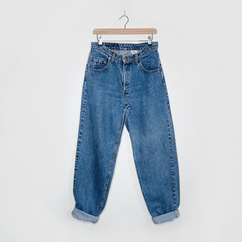 vintage levi's 560 loose fit medium wash jeans - size 30