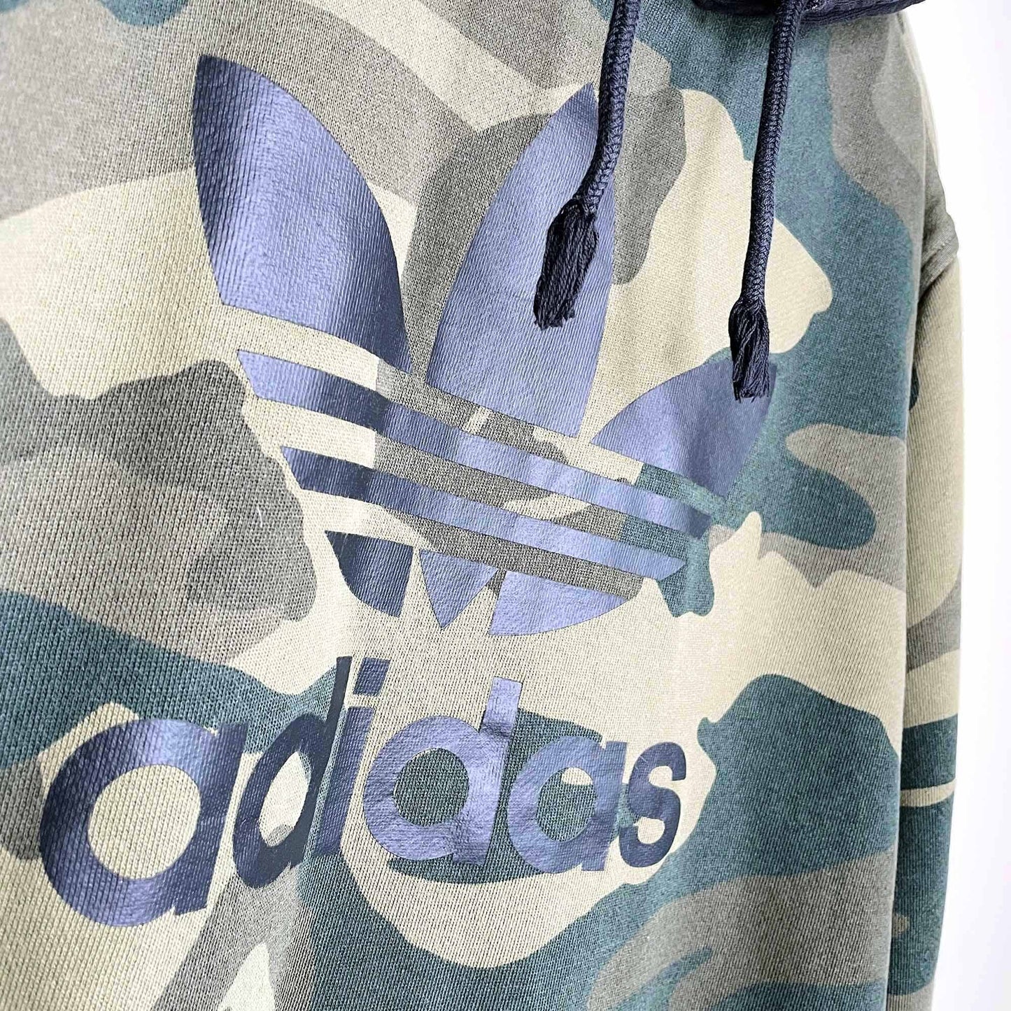 adidas camo hooded colour block sweatshirt - size medium