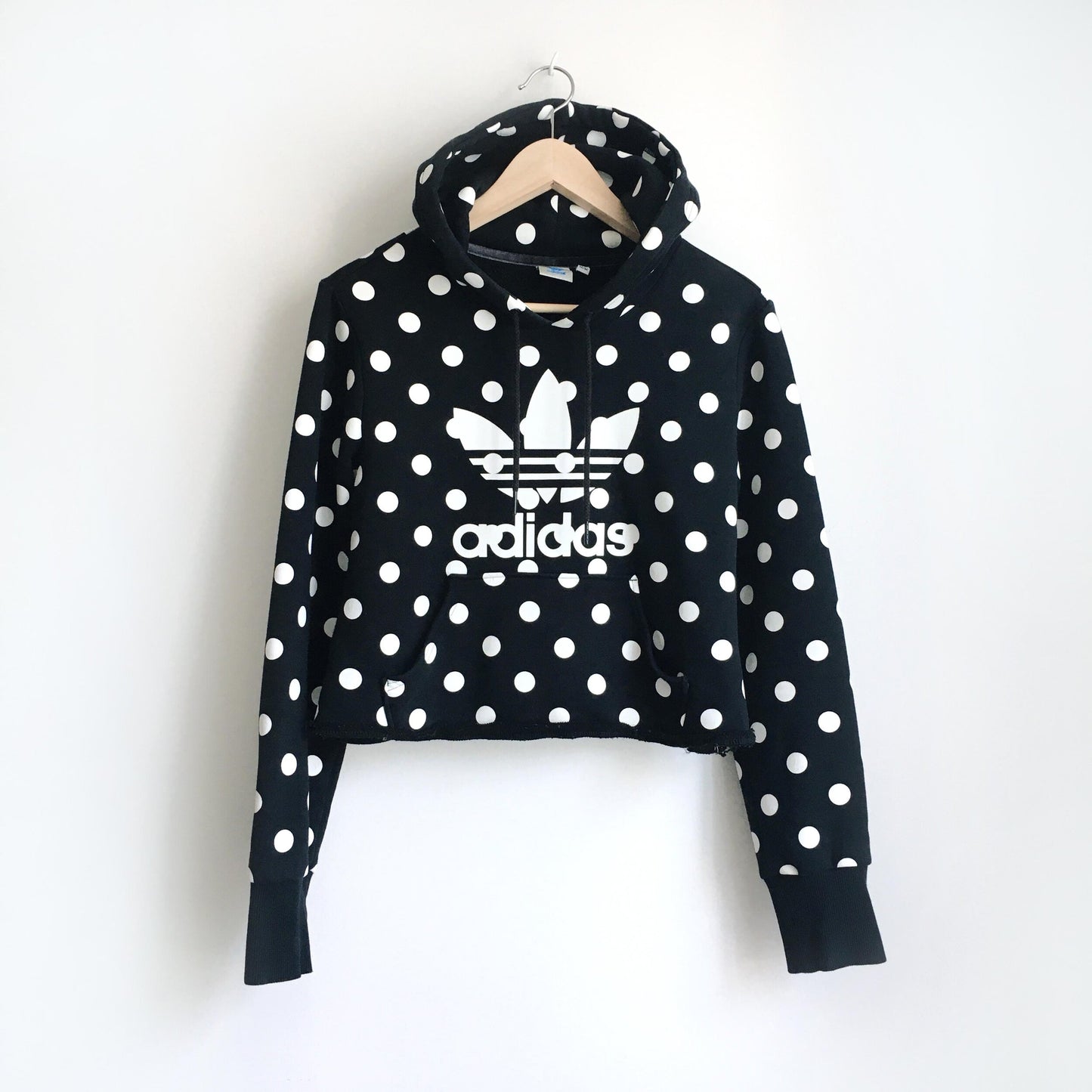 Adidas crop trefoil polka dot hoodie - size Medium