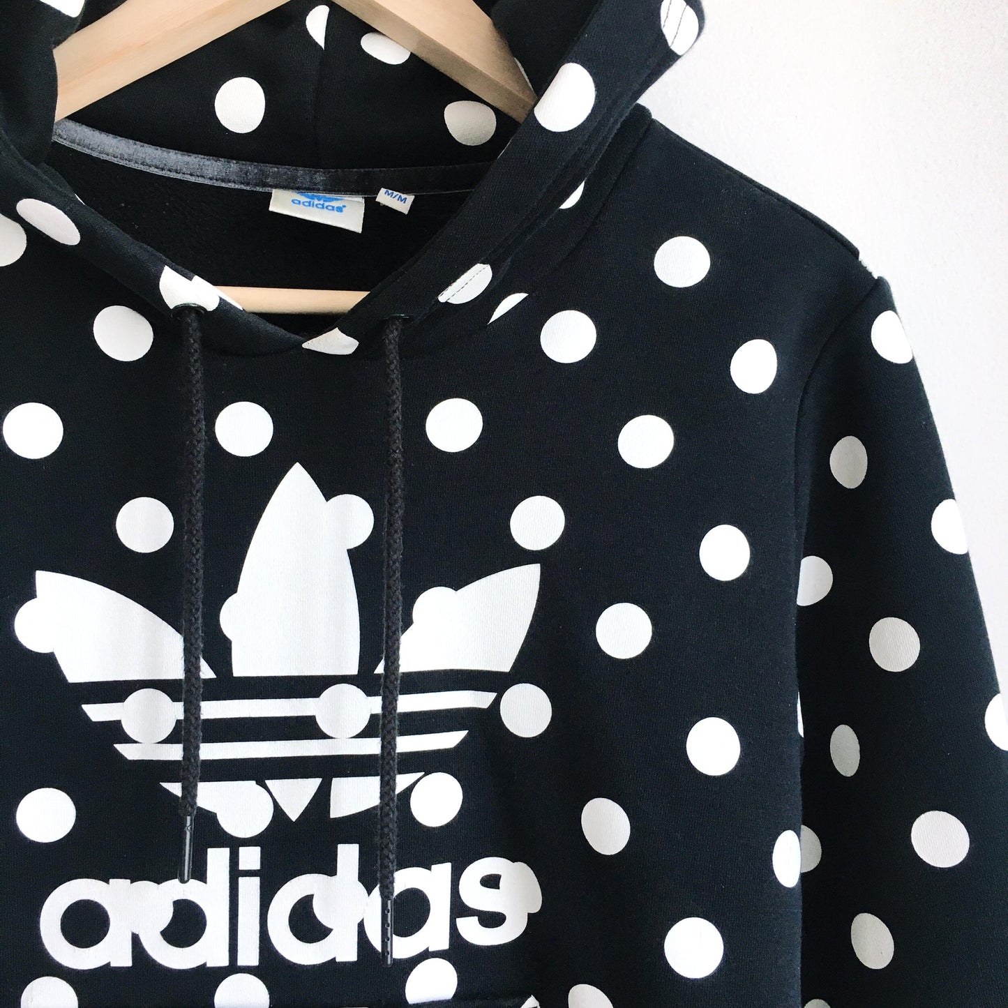 Adidas crop trefoil polka dot hoodie - size Medium