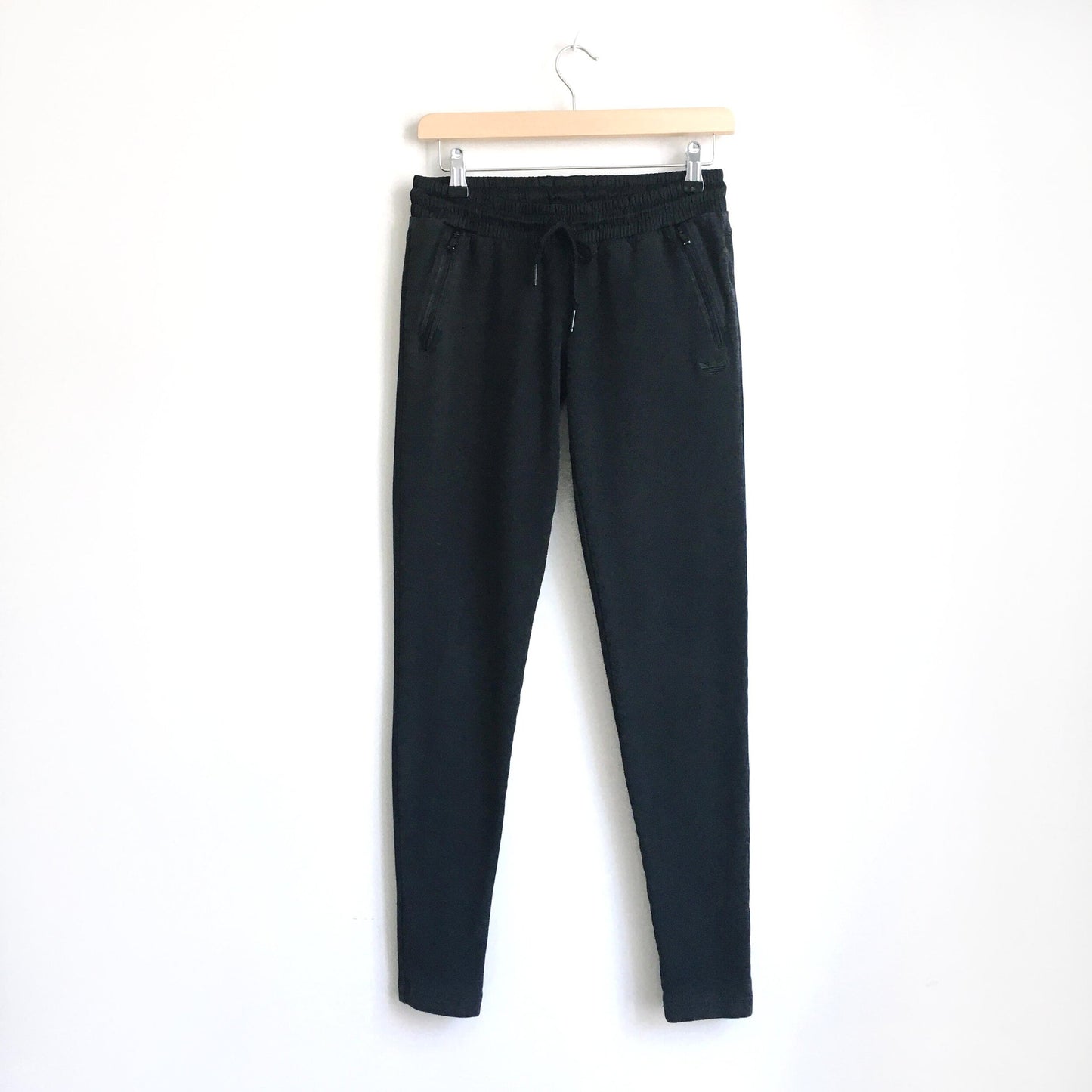 adidas black skinny jogger - size xs