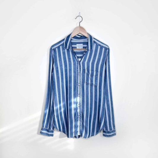 nwt american eagle striped chambray boyfriend fit button down - size xs