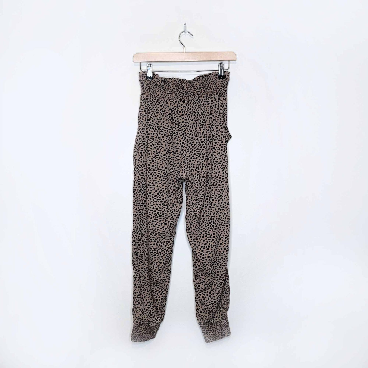 american eagle aerie high waist animal print jogger with ruched waistband - size small