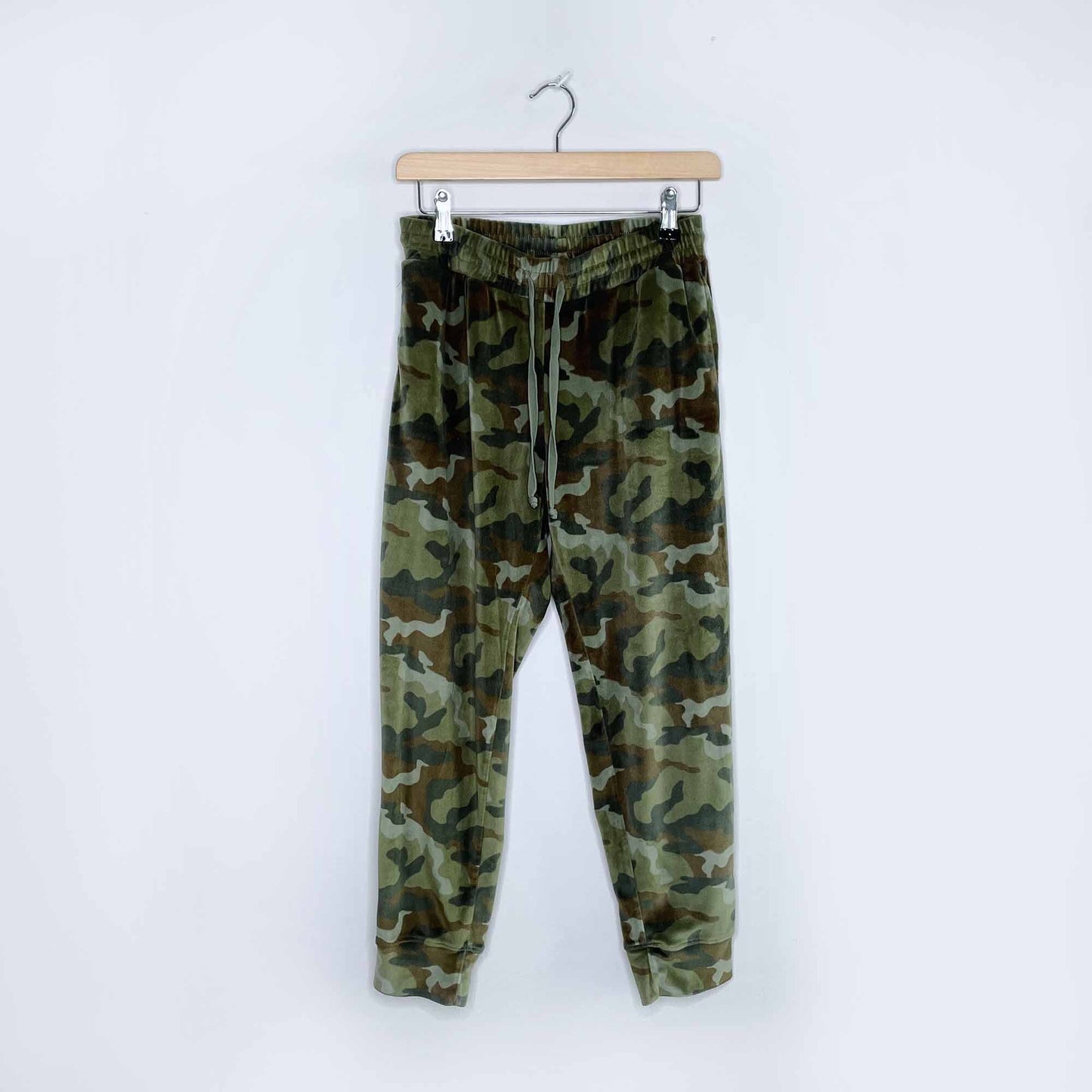 American Eagle velour camo hoodie and joggers - size Small