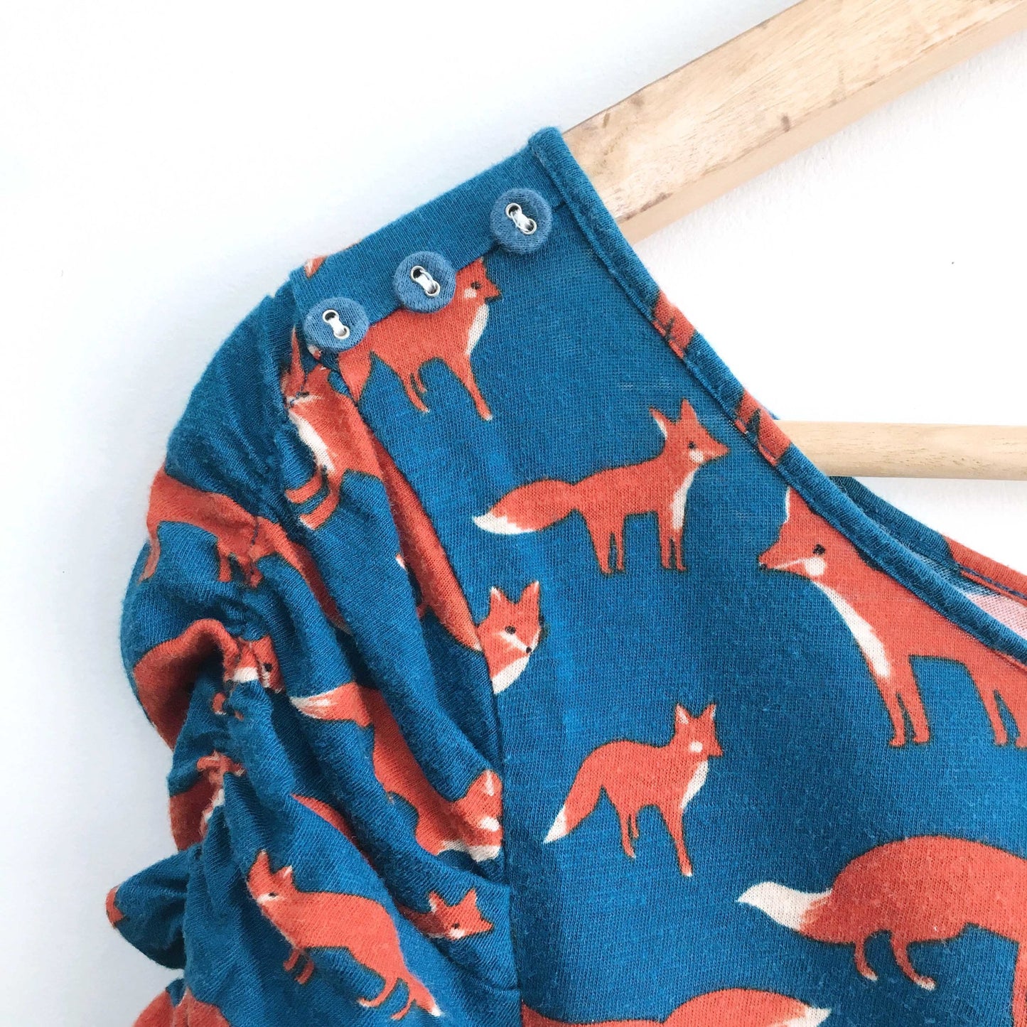 Anthropologie Postmark Fox Tee - size Large