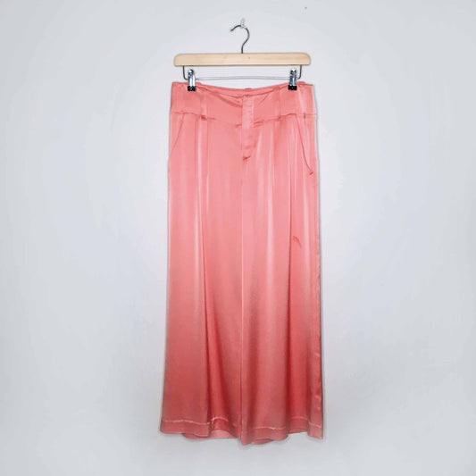 Alice + Olivia coral satin high rise wide leg trouser - size 4