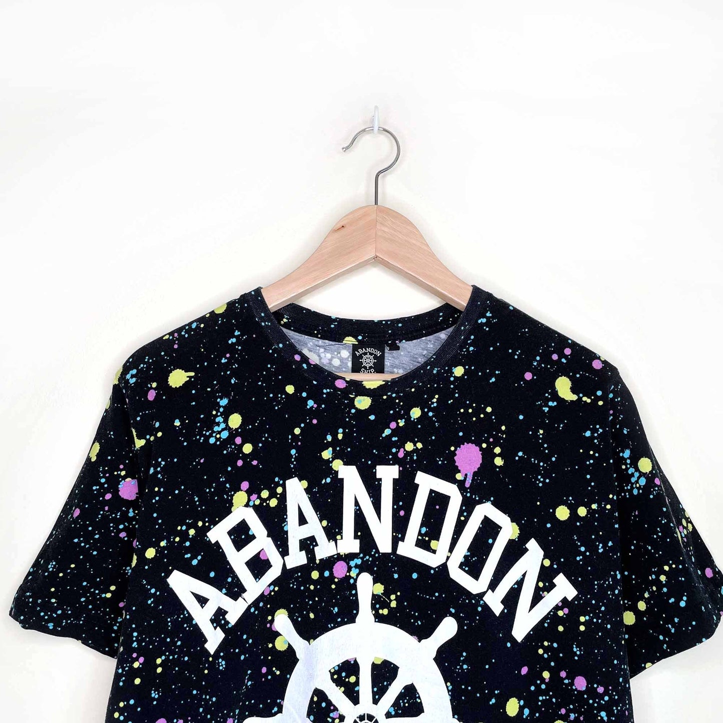 abandon ship paint splatter t-shirt - size large