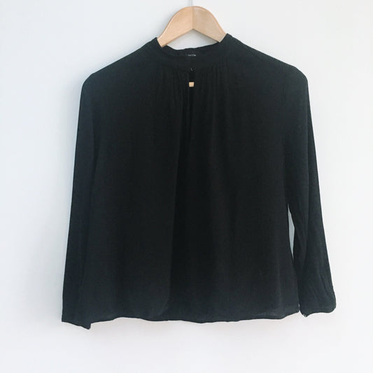 Babaton Aritizia Black Blouse - size Small