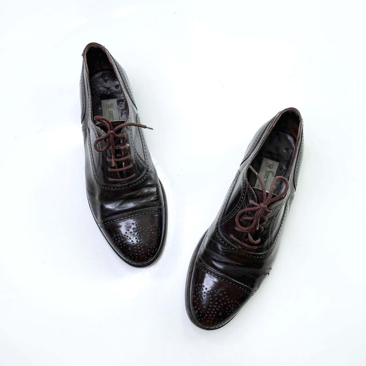 bruno magli wingtip lace up leather oxford loafers - size 7.5M / 9.5W