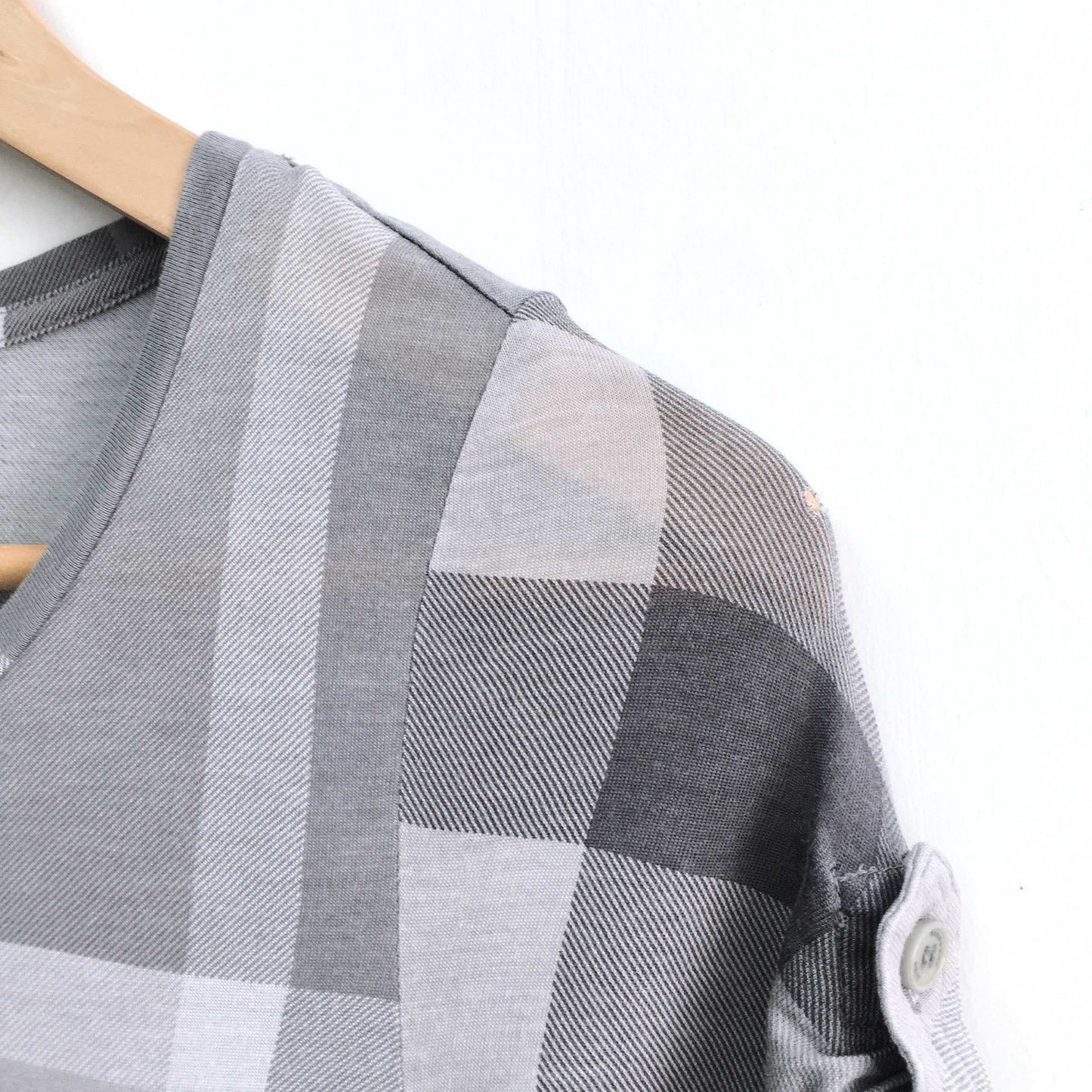 Burberry Check Rolled Sleeves Tee - size Small