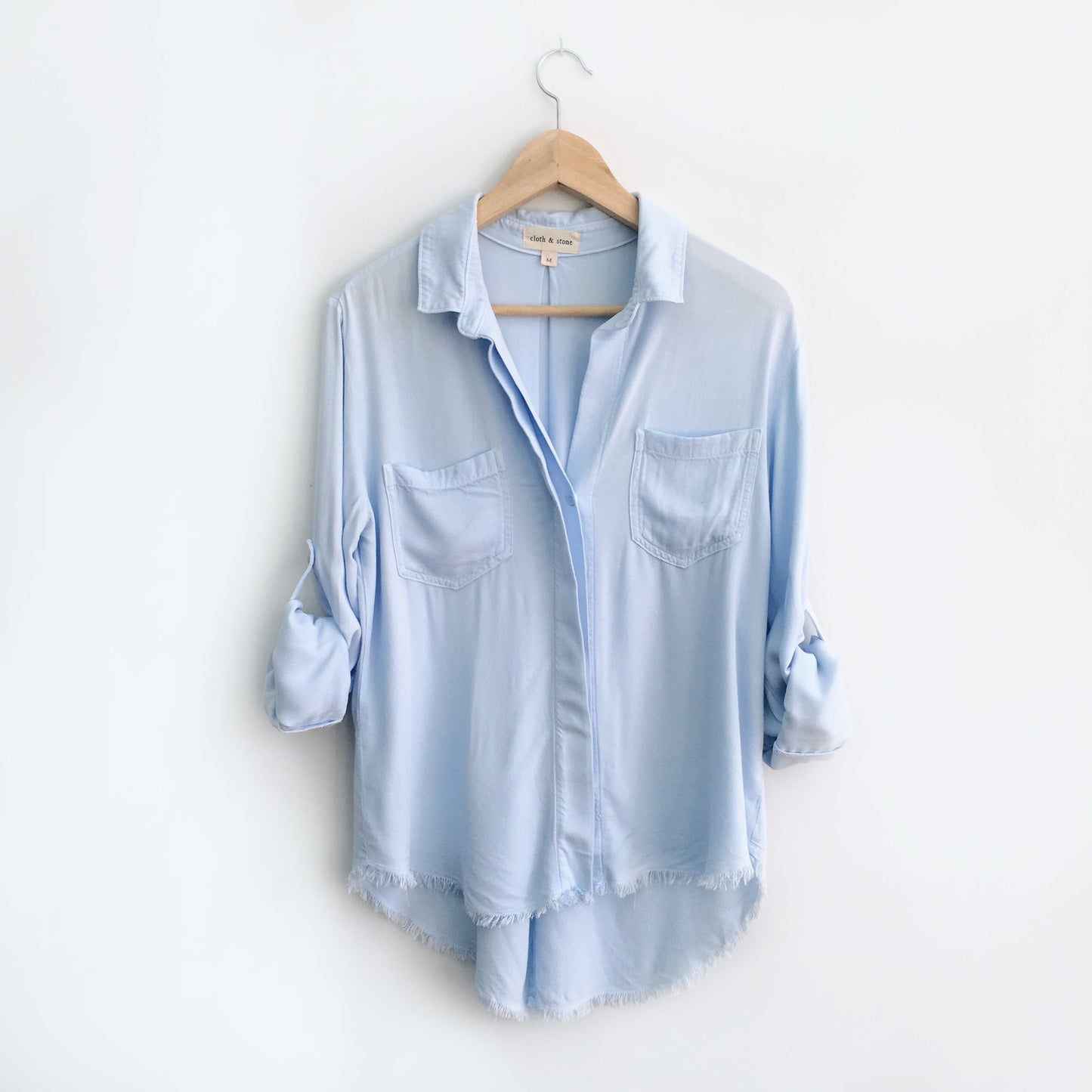 Cloth &amp; Stone Frayed Hem Shirt - size Medium