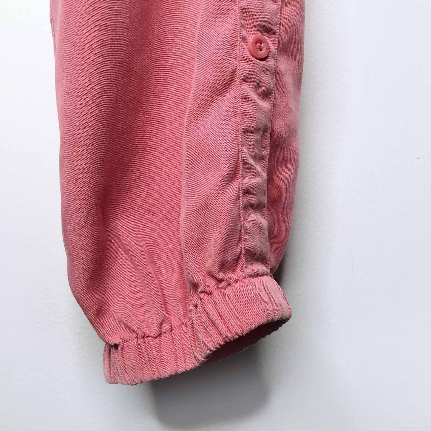 Cloth &amp; Stone pink buttoned tencel joggers - size Medium