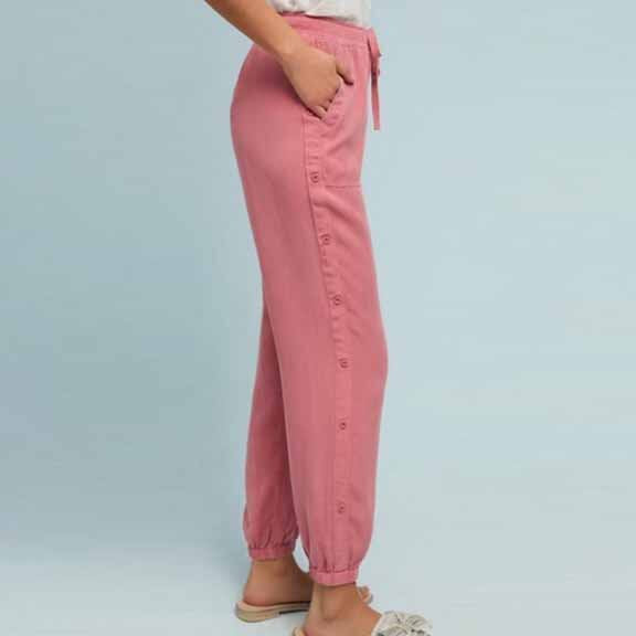 Cloth &amp; Stone pink buttoned tencel joggers - size Medium