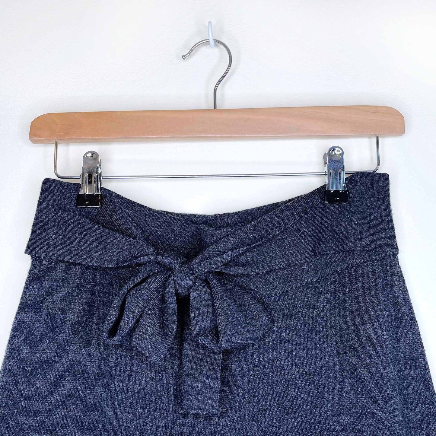 Club Monaco 100% wool knit high rise culottes - size Small