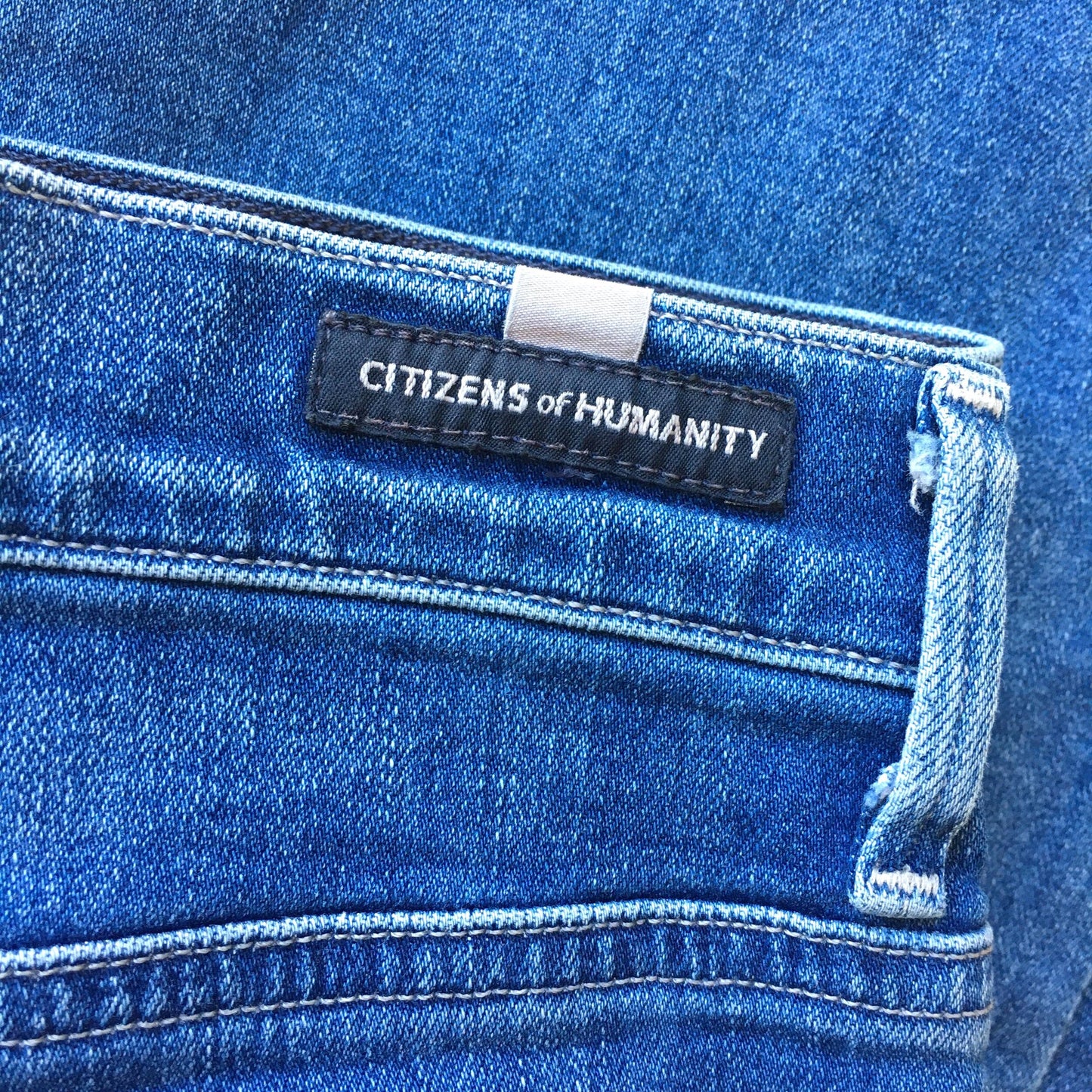 Citizens of Humanity Fleetwood Crop High-Rise Flare Jeans - size 30