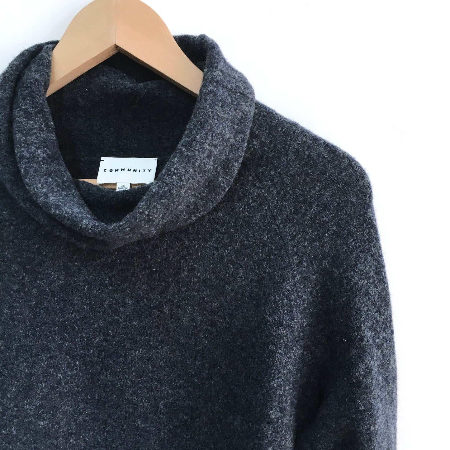 Aritzia - Community Plutarch Sweater - size xs