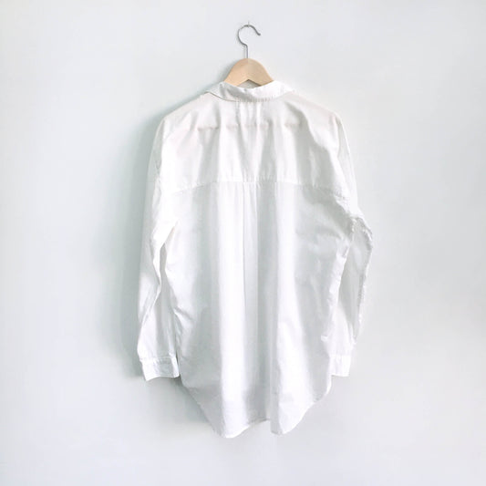 Aritzia - Community Veritas Shirt - size Large