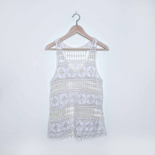 Vintage flower crochet tank top with fringe hem - size xs/s