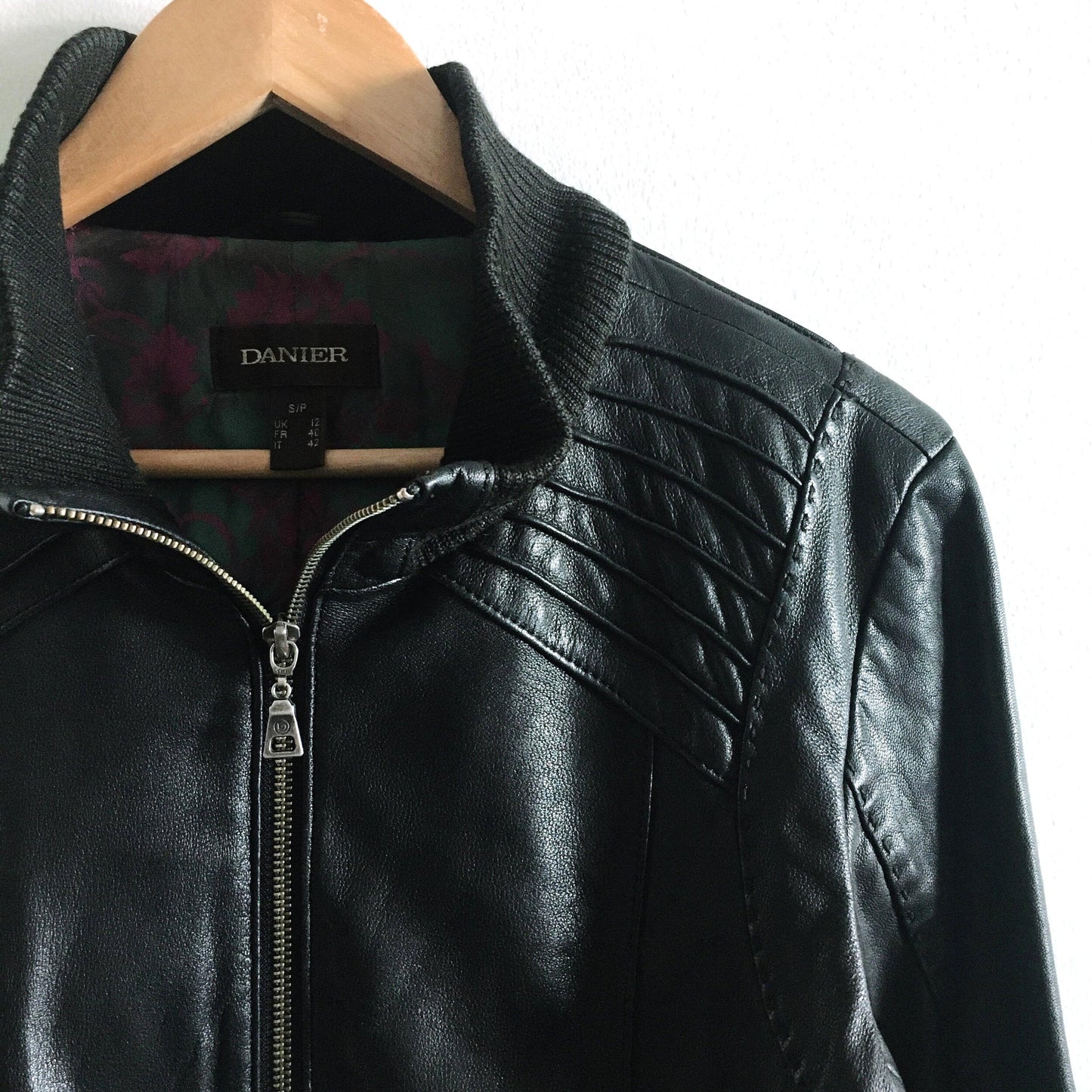 Danier leather bomber jacket - size Small