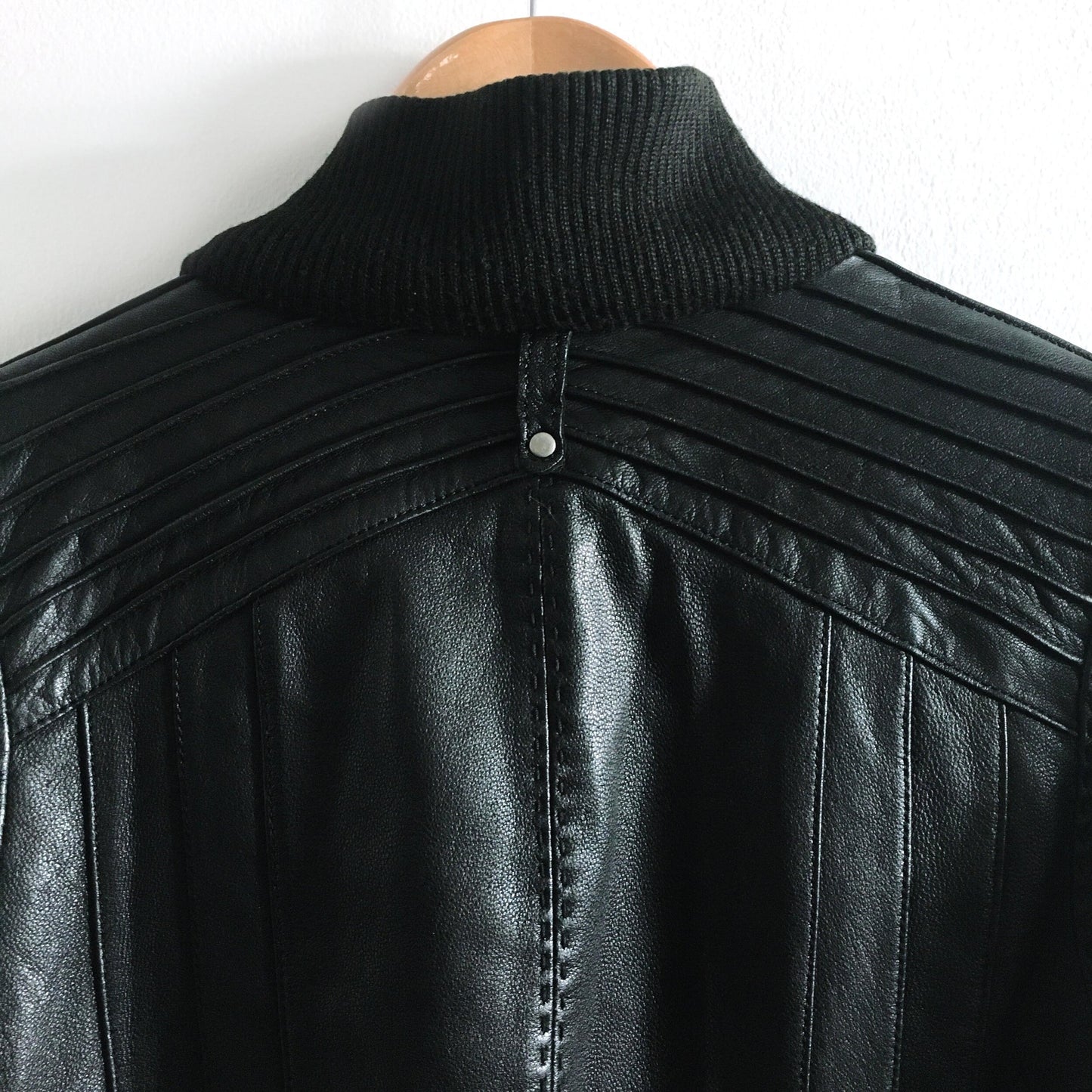 Danier leather bomber jacket - size Small