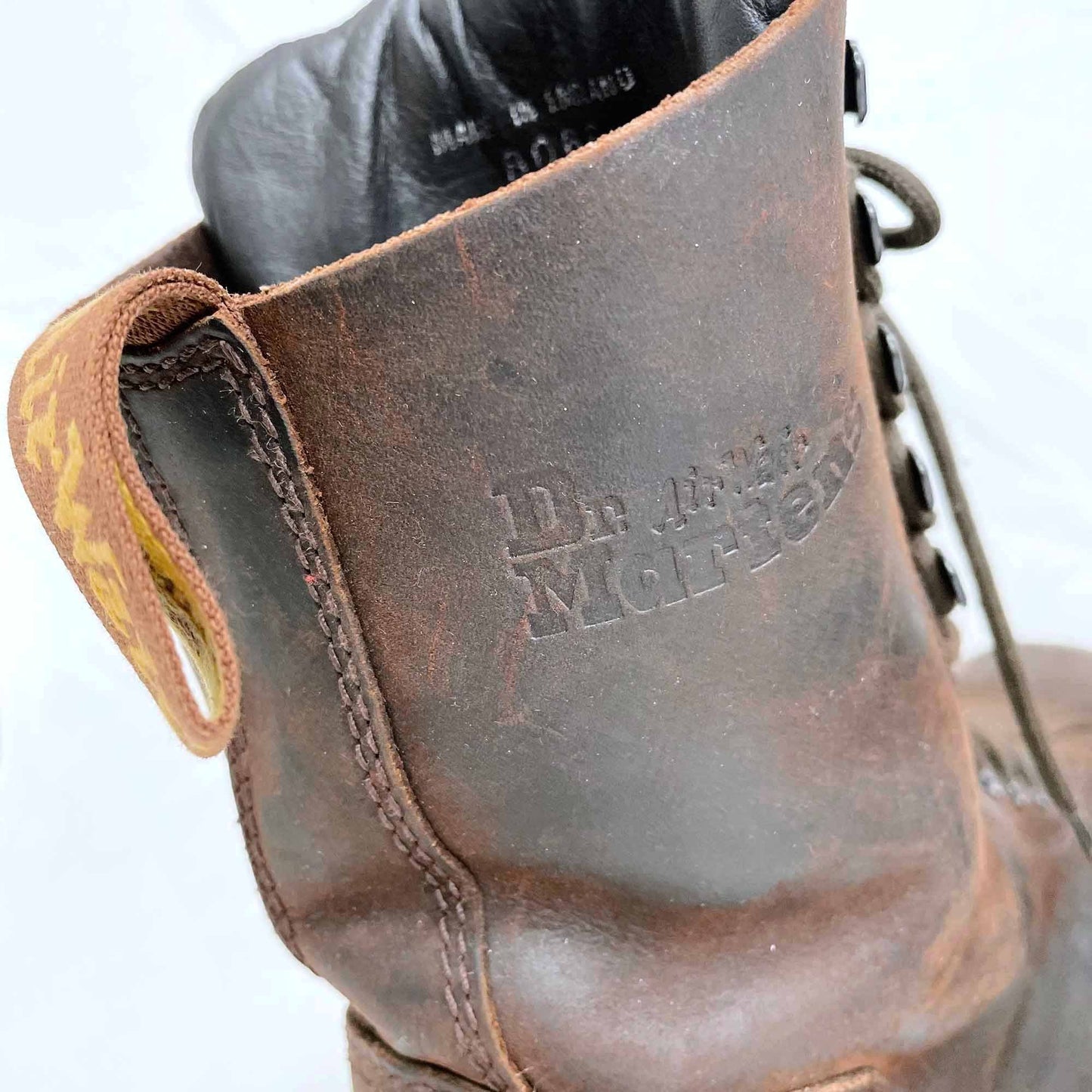 vintage rare 6 eye 5 hook doc martens grunge brown boots - size 7M