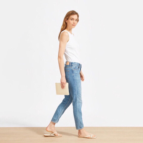 Everlane lightweight relaxed jean - size 33 Reg