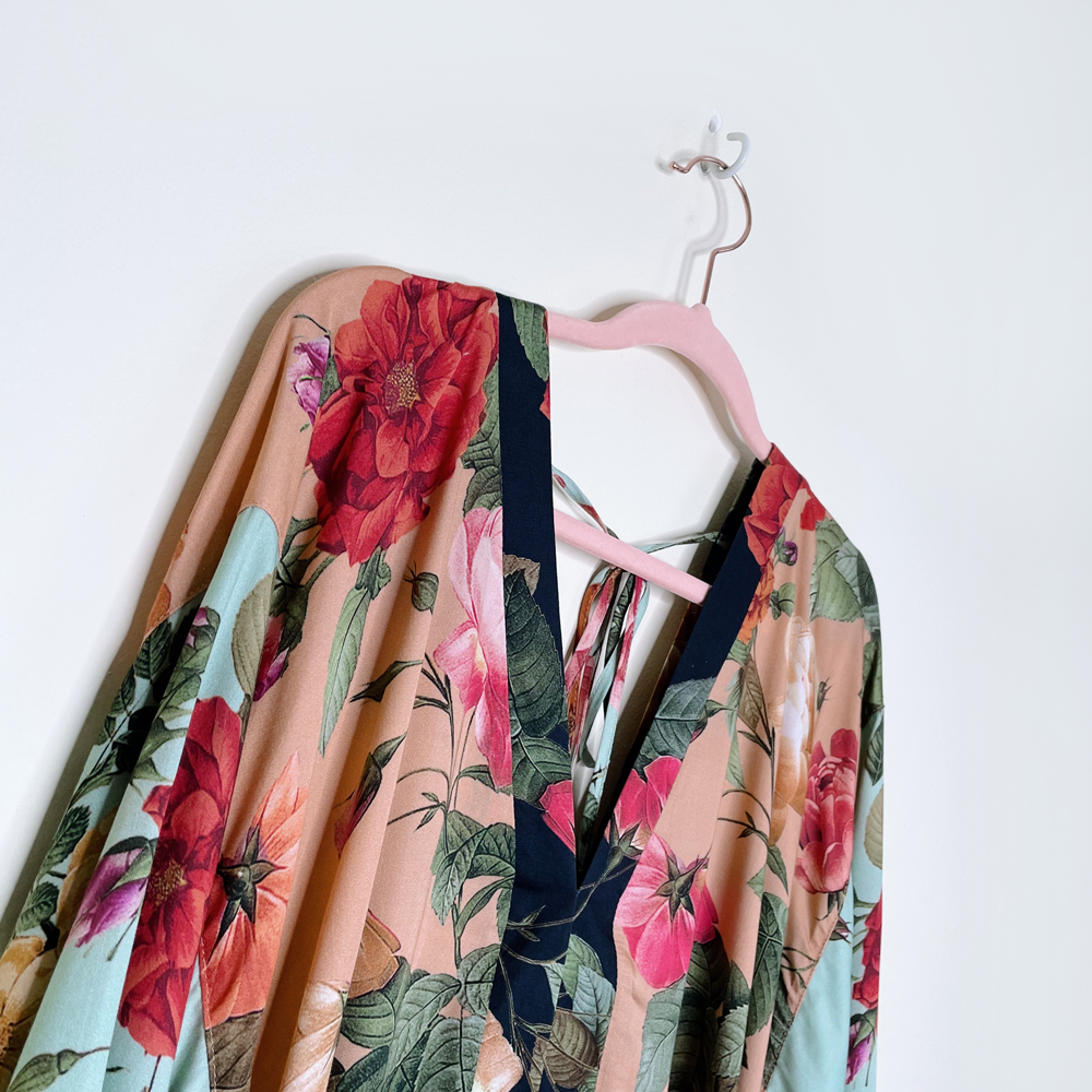 nwt farm rio floral motif colour block kimono blouse - size large